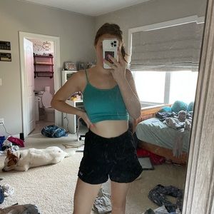 super cute black patagonia shorts!!